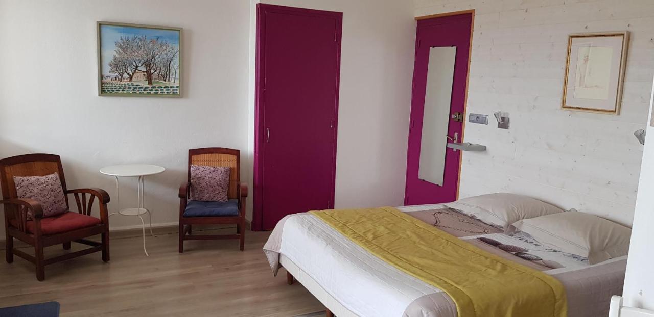Hotel La Rotonde Des Granes La Bâtie-Neuve Esterno foto